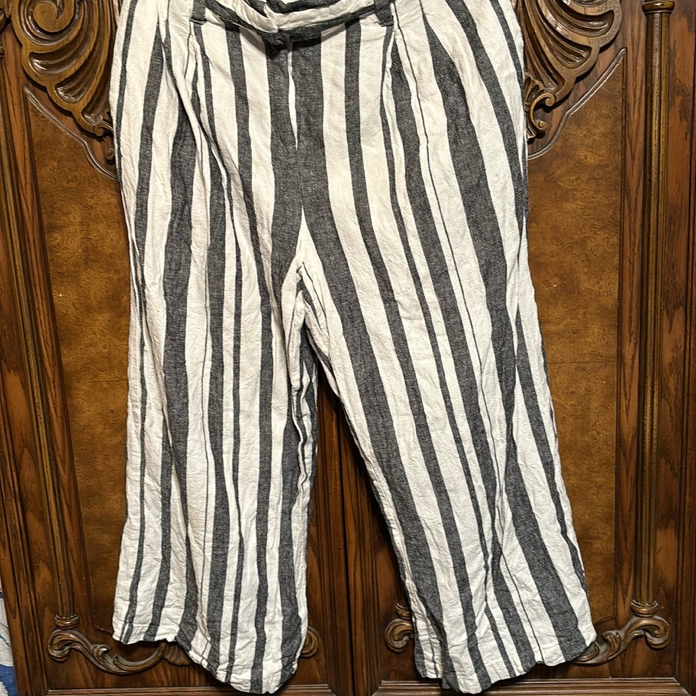 Who what wear 55% linen 45%Rayon ZC